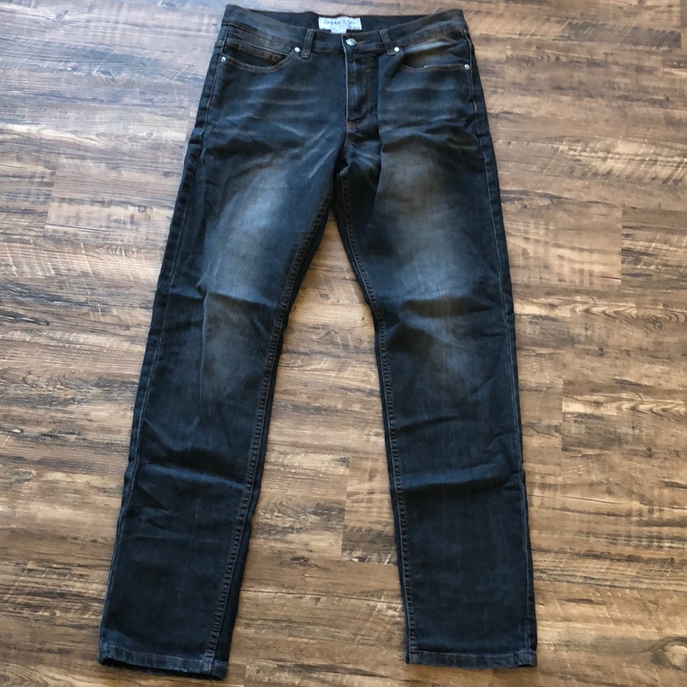 Urbanology men’s 32 straight leg distressed/faded jeans